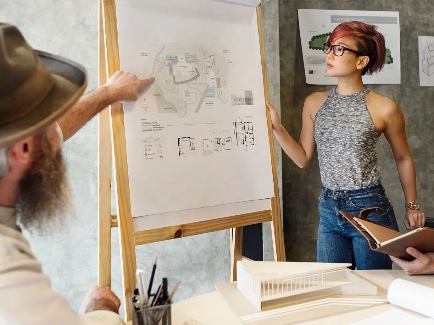 Designstudio, Architekt, kreativer Beruf, Besprechung, Bauplan, Konzept